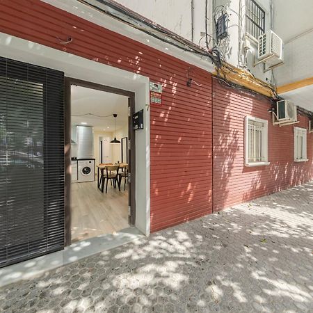 Savio Eco Living Apartment Севиля Екстериор снимка