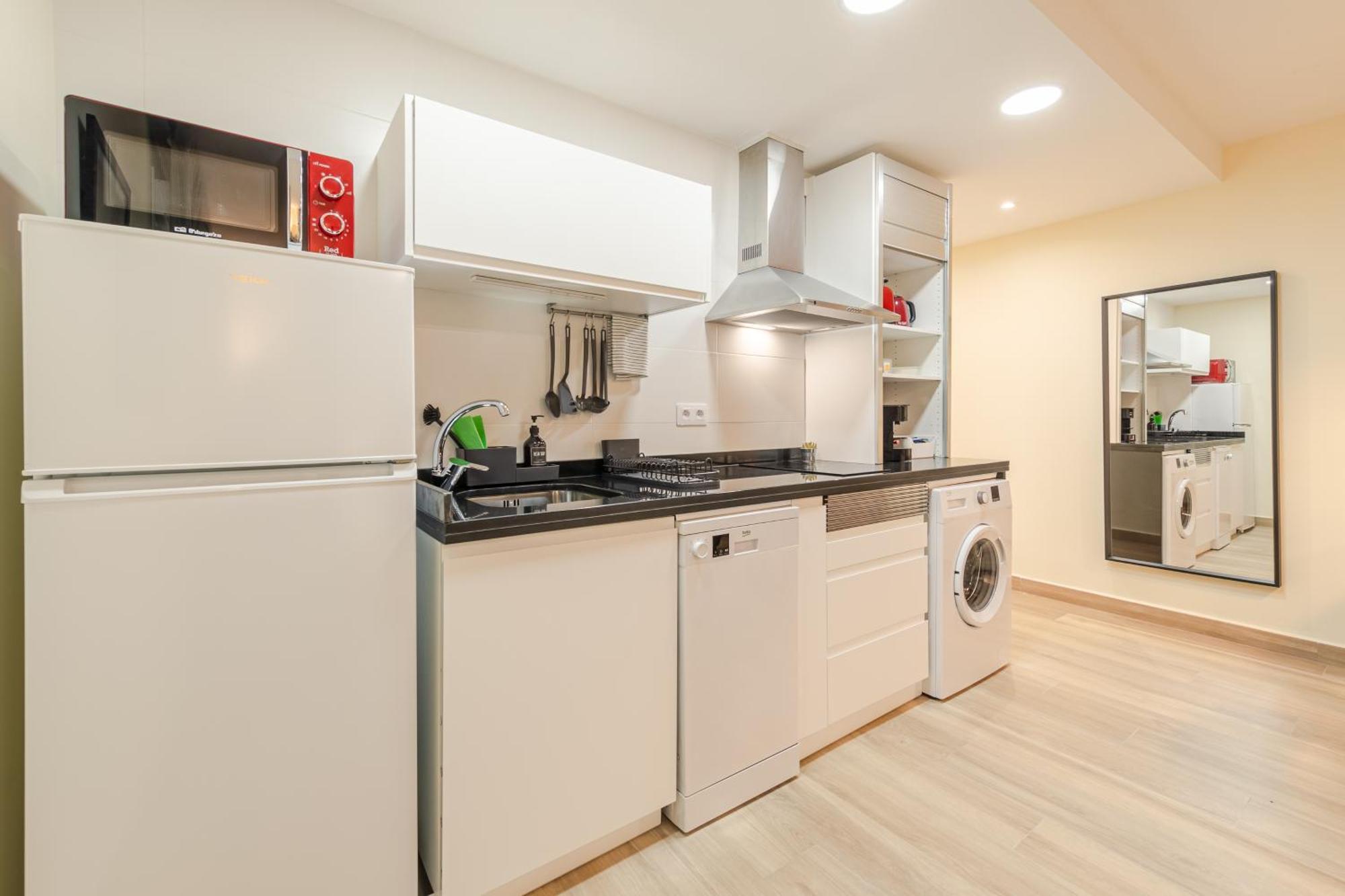 Savio Eco Living Apartment Севиля Екстериор снимка