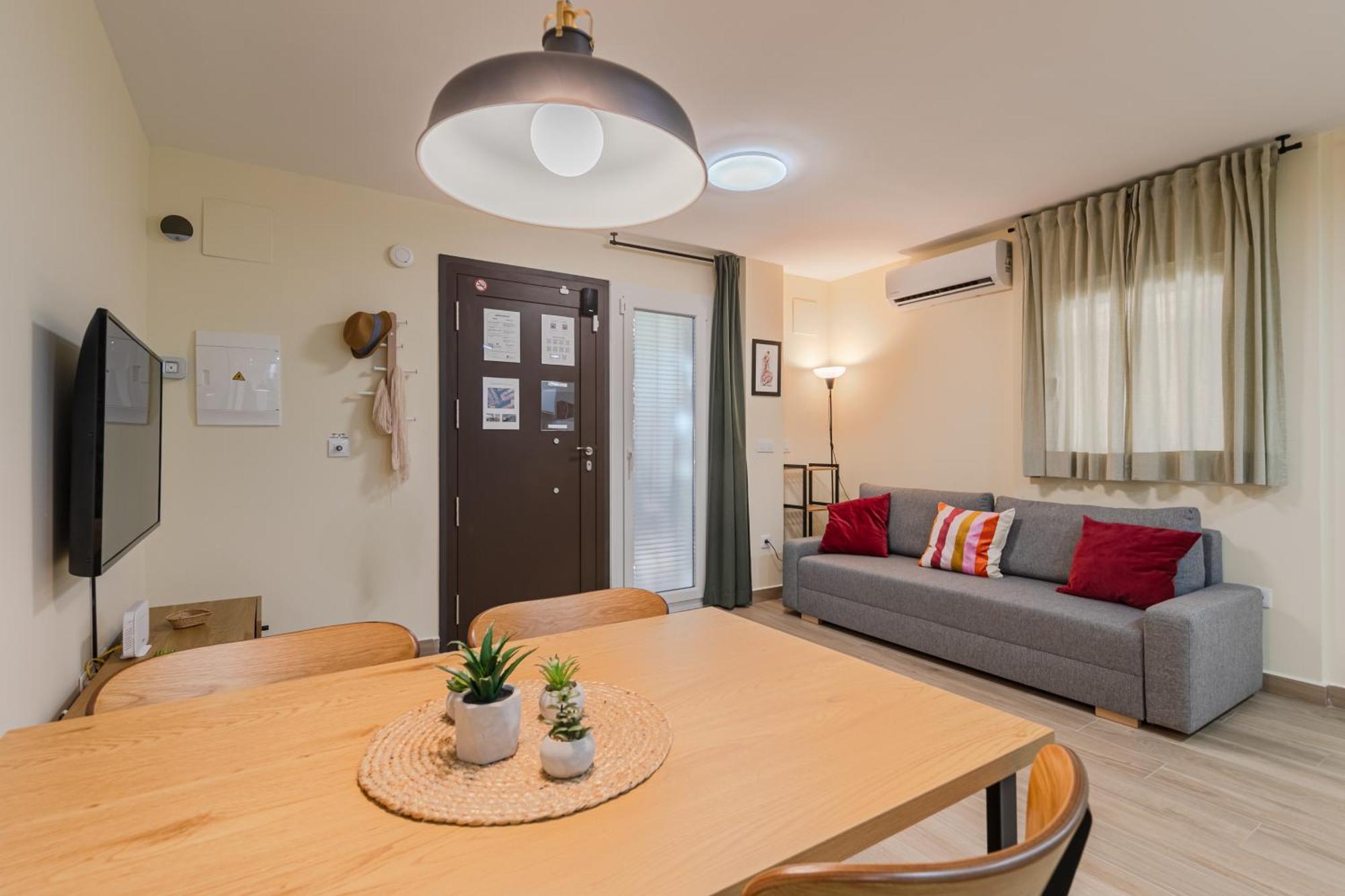 Savio Eco Living Apartment Севиля Екстериор снимка