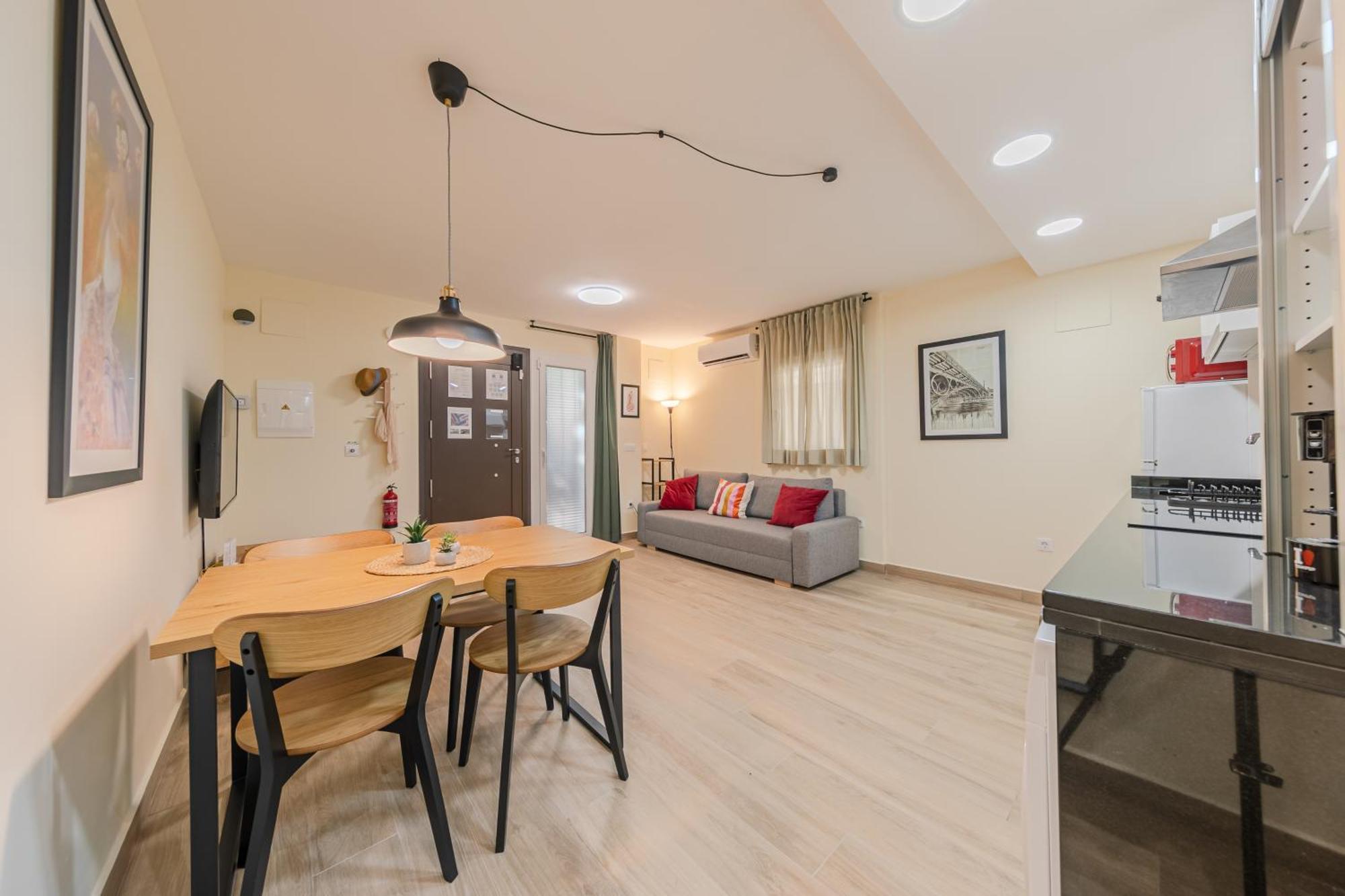 Savio Eco Living Apartment Севиля Екстериор снимка