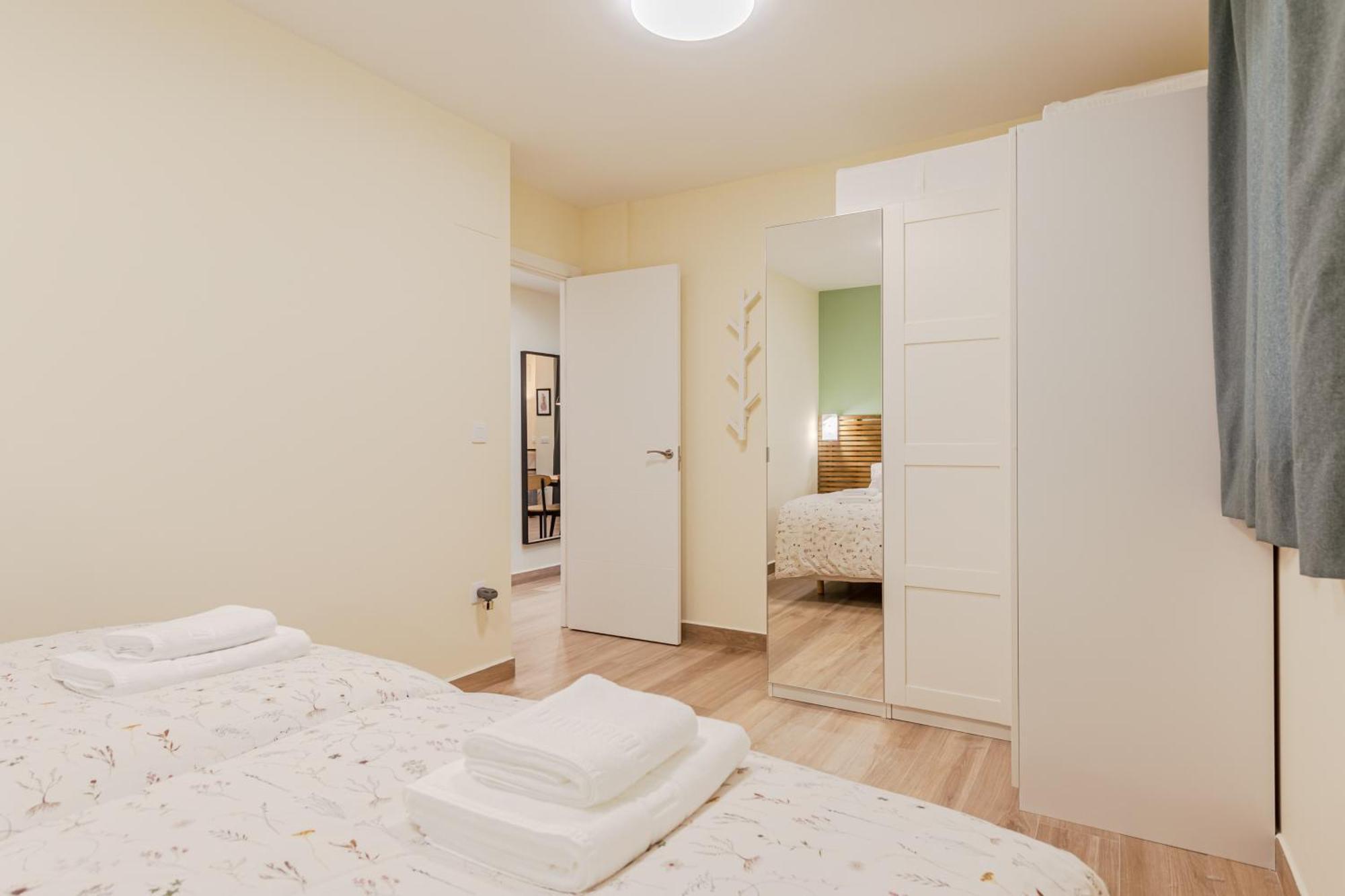 Savio Eco Living Apartment Севиля Екстериор снимка